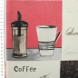 Preview: Dekostoff in weiss und rot kariert mit Motiven von Kaffetassen und Kaffekannen,